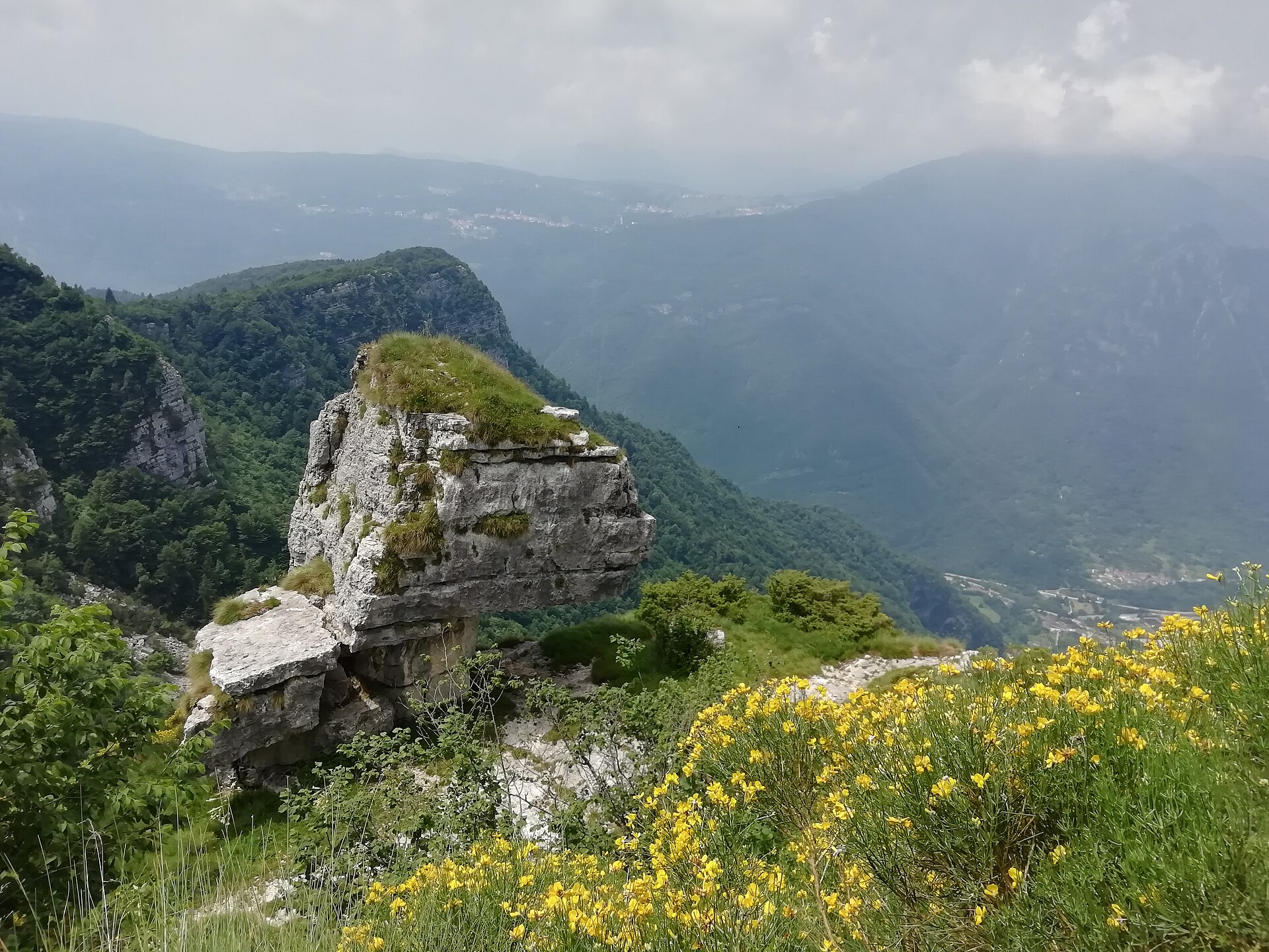 Altar Knotto in Rotzo (Italien)